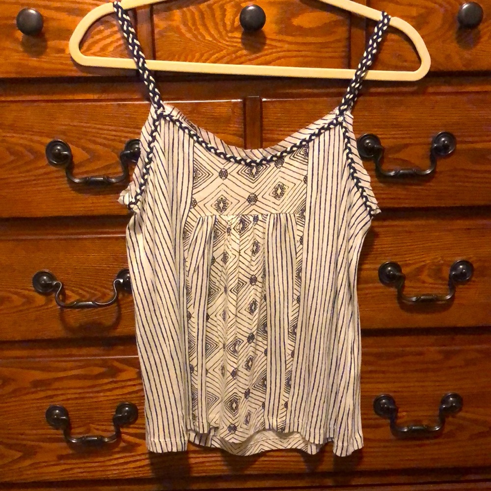 Cute Lucky Brand tank top! Hardly ever worn, practically new!